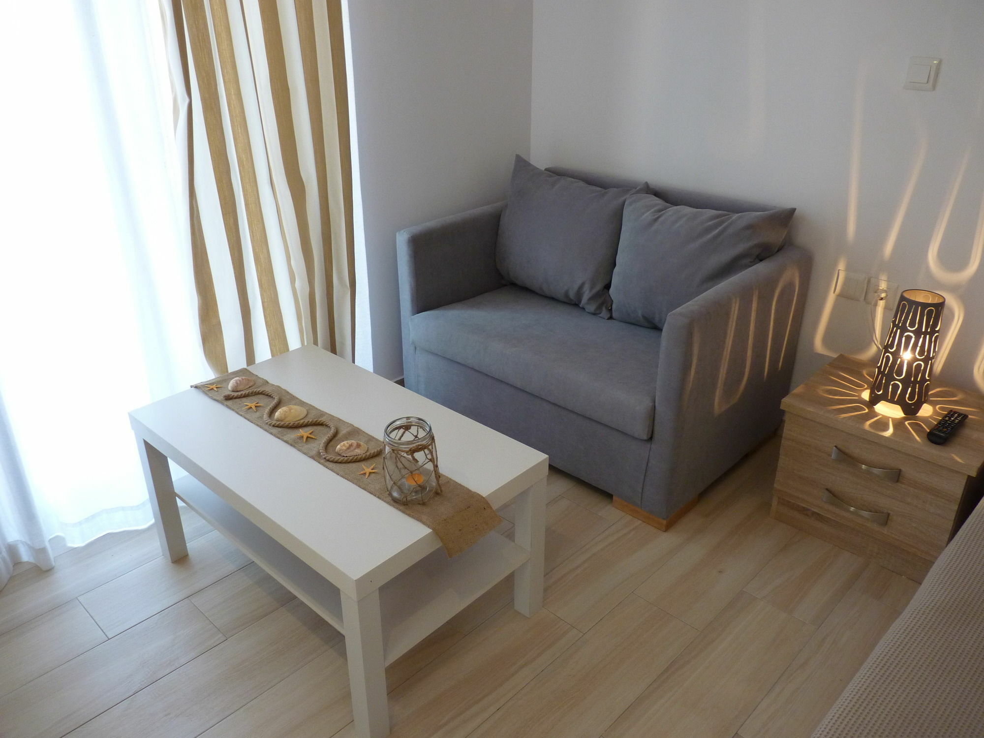 Ilianthos Apartments & Studios 미크로스 지알로스 외부 사진